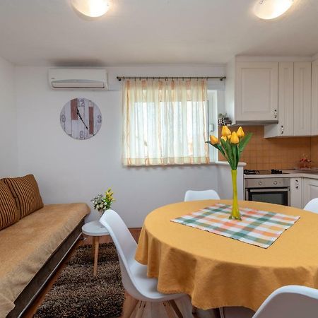 Apartment Dinka Трогир Экстерьер фото