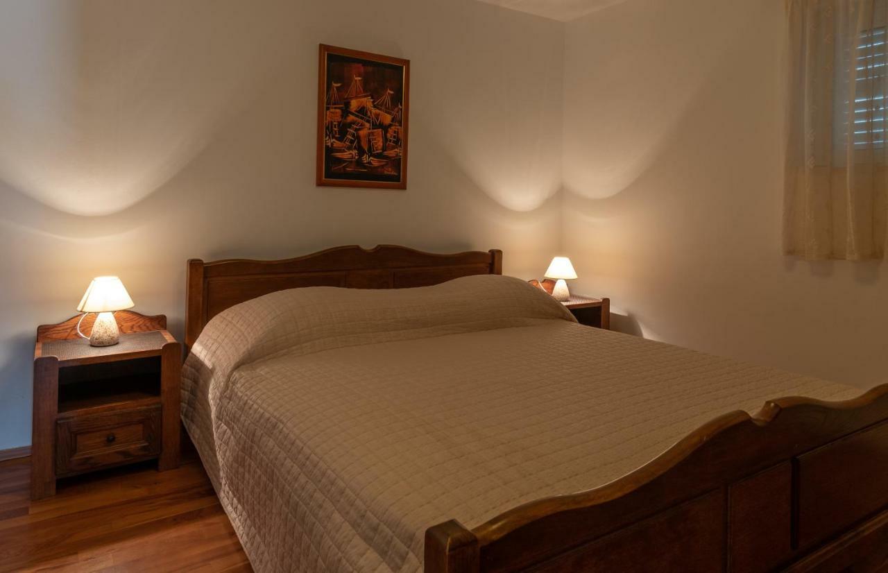 Apartment Dinka Трогир Экстерьер фото