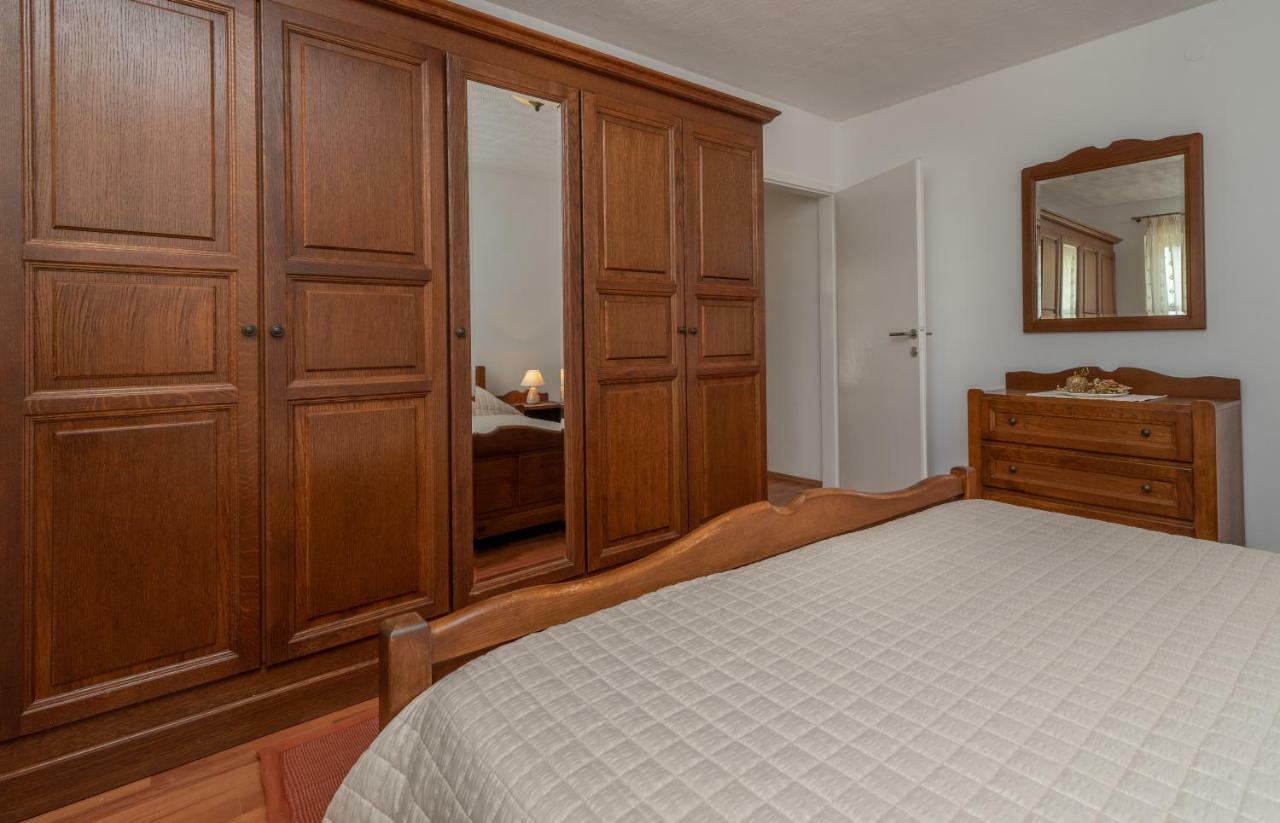 Apartment Dinka Трогир Экстерьер фото